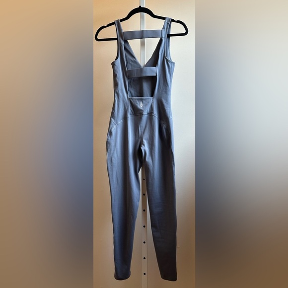 NWOT FP Movement Never Better One-Piece XS Blue Gray Strappy Back Onesie - Picture 2 of 4